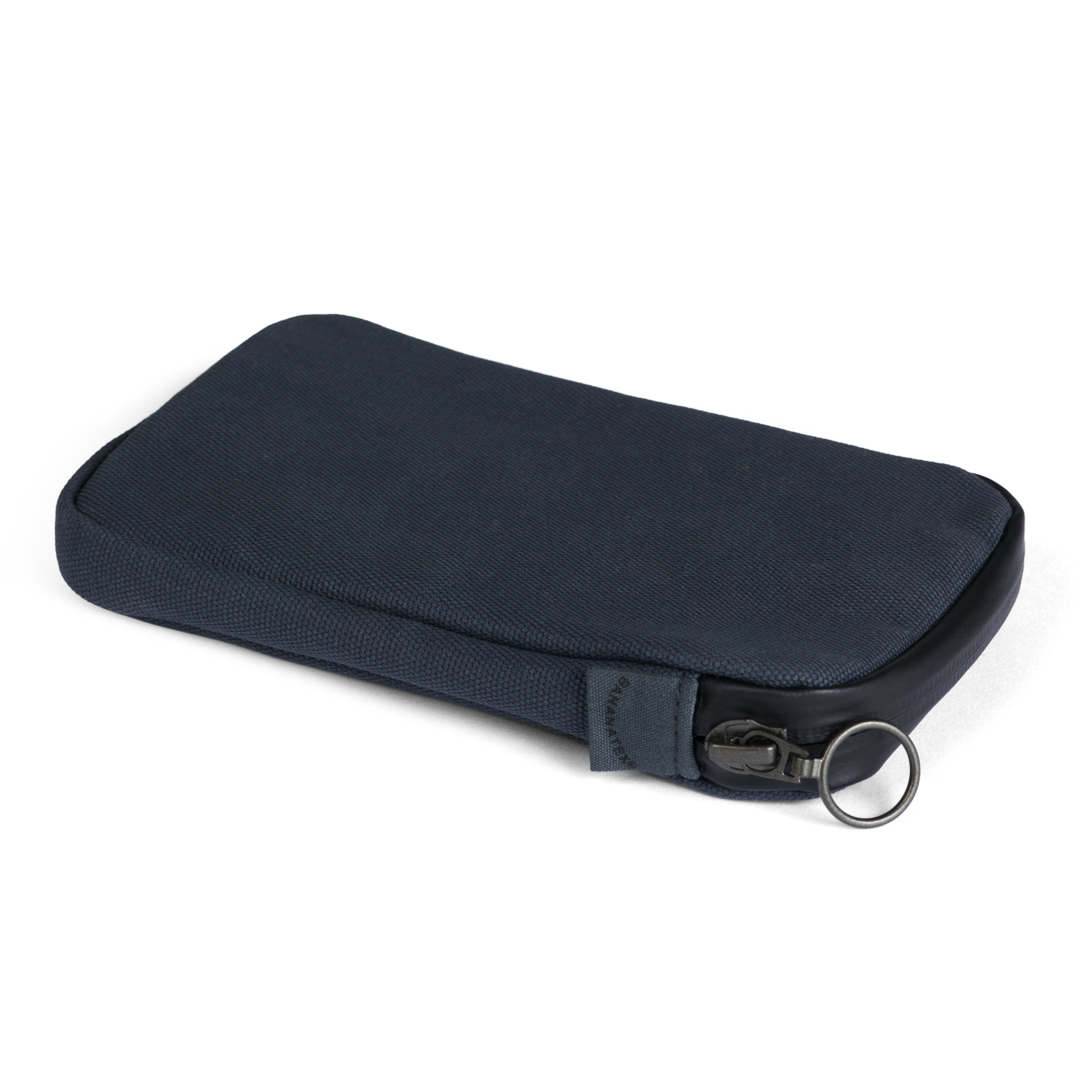 Essentials Case India Ink / Anthracite