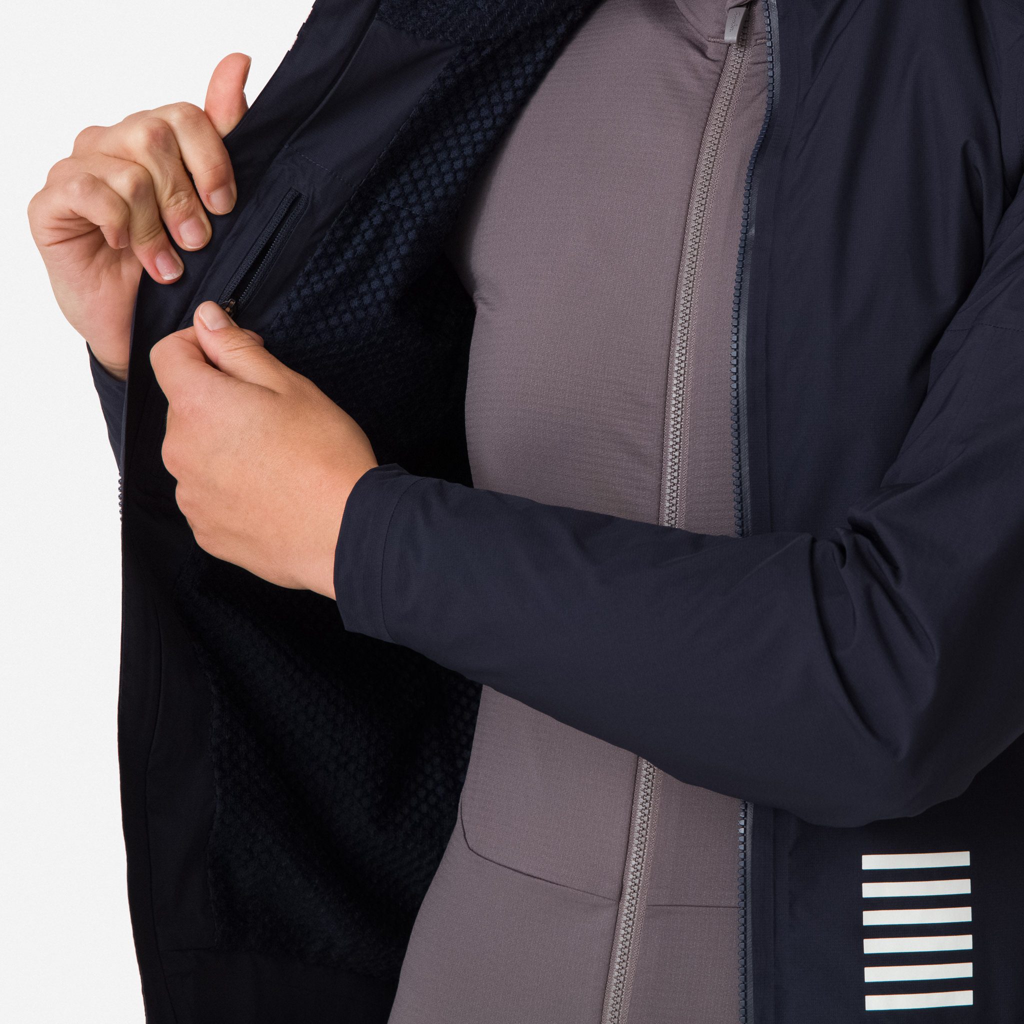 56-Women-apos-s-Pro-Team-Insulated-GORE-TEX-Rain-Jacket-Dark-Navy-White-6.jpg Women's Pro Team Insulated GORE-TEX Rain Jacket Dark Navy/White